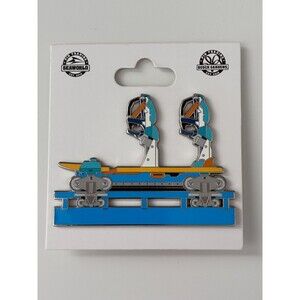Sea World Orlando Florida 2023 Pipeline Jumbo Roller Coaster Car Pin New on card
